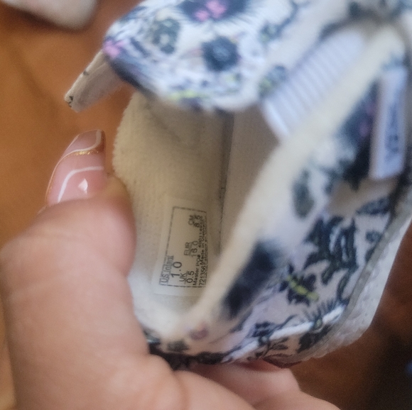 Baby Vans Shoes - Picture 3 of 3